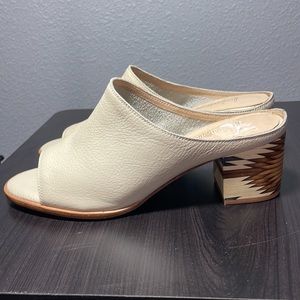 LulaRoe slip on leather Sandals Sz: 9